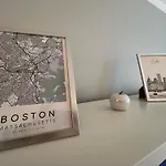 Boston Cozy Elegant Family Apt W Parking Near Nsa