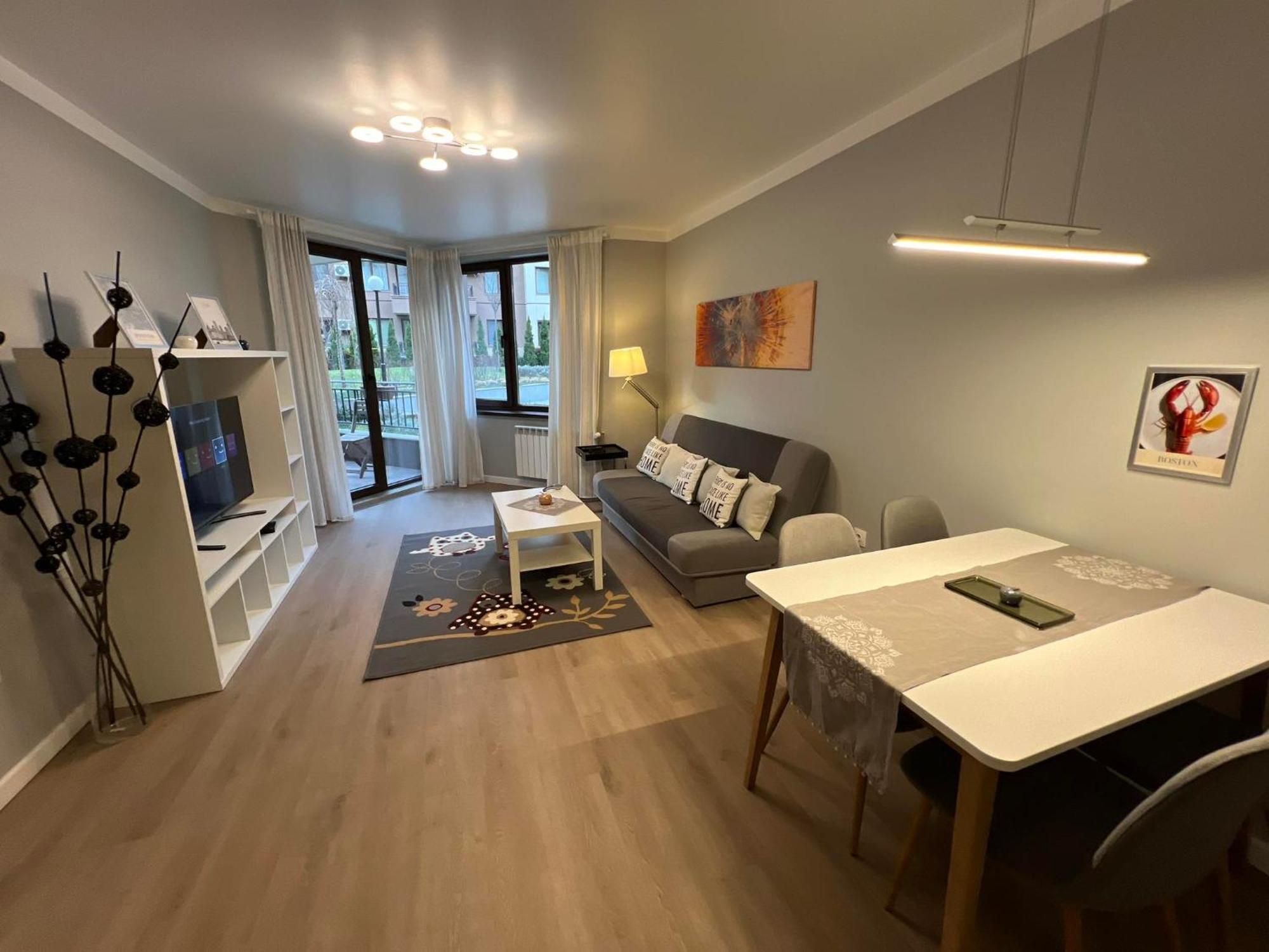 Apartment Boston Cozy Elegant Family W Parking Near Nsa